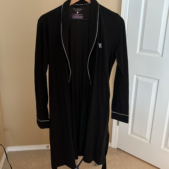 Victoria Secret Robe - Picture 4 of 5